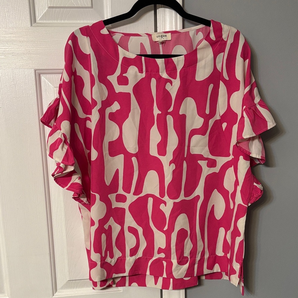 Umgee Pink and White Abstract Ruffle Sleeve Blouse